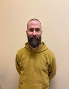 Foto: Foss vgs en person med skjegg