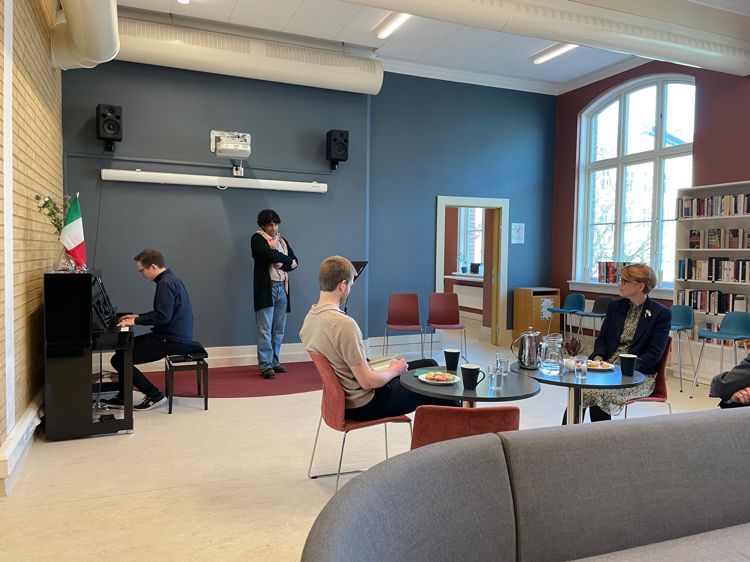 Besøk fra den italienske ambassaden