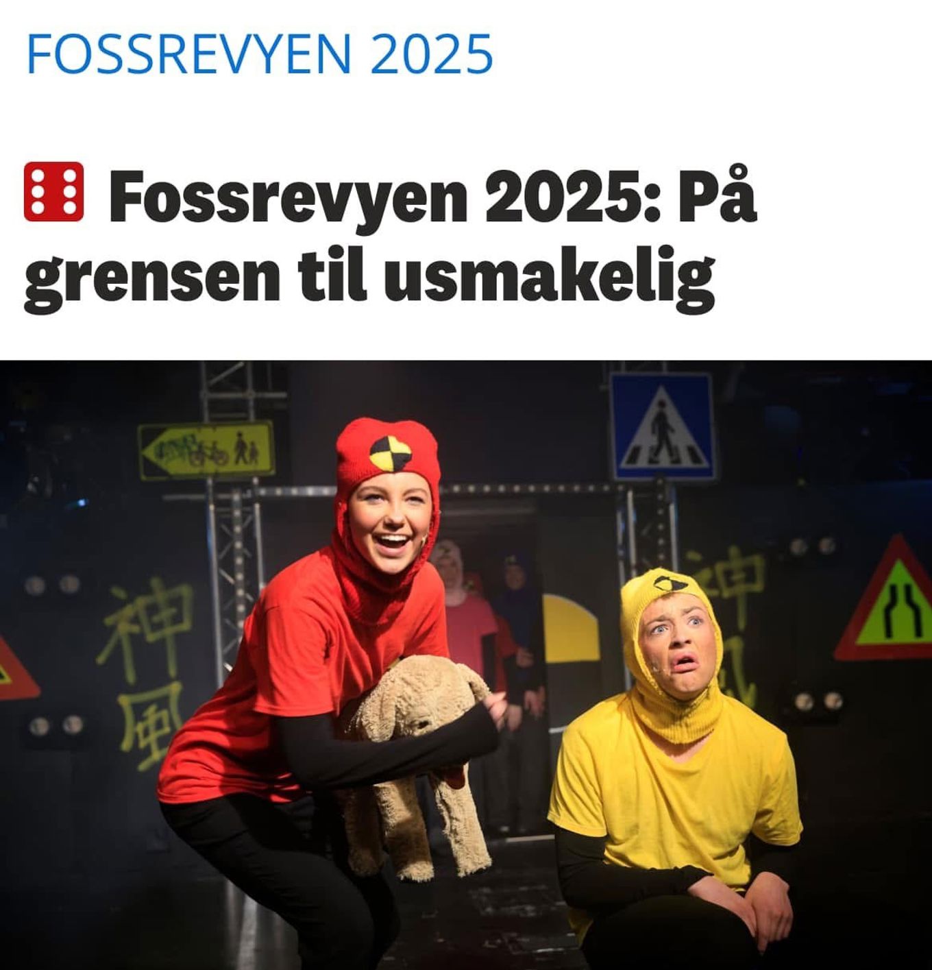 en person og en person som sitter på en benk